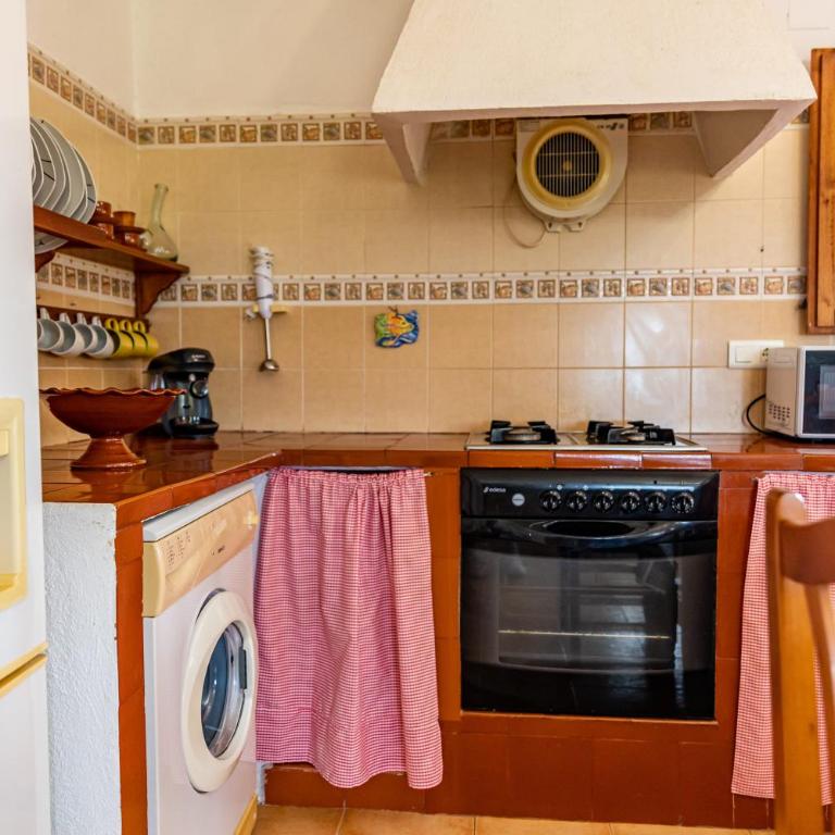 Casa Rous-Riumar 2 - Three-Bedroom House - 6