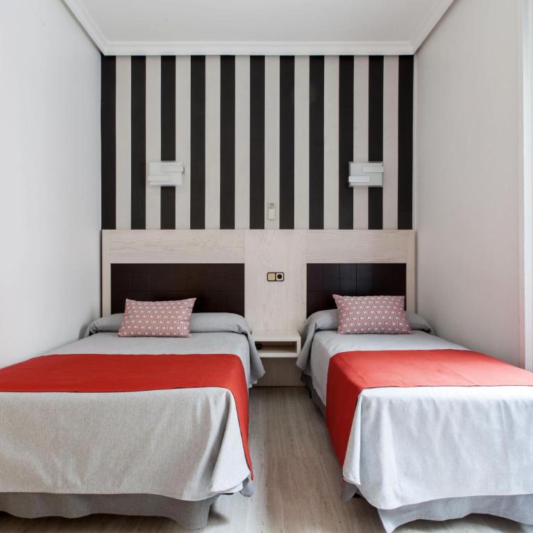 Hostal Castilla I Atocha - Habitación Triple - 10