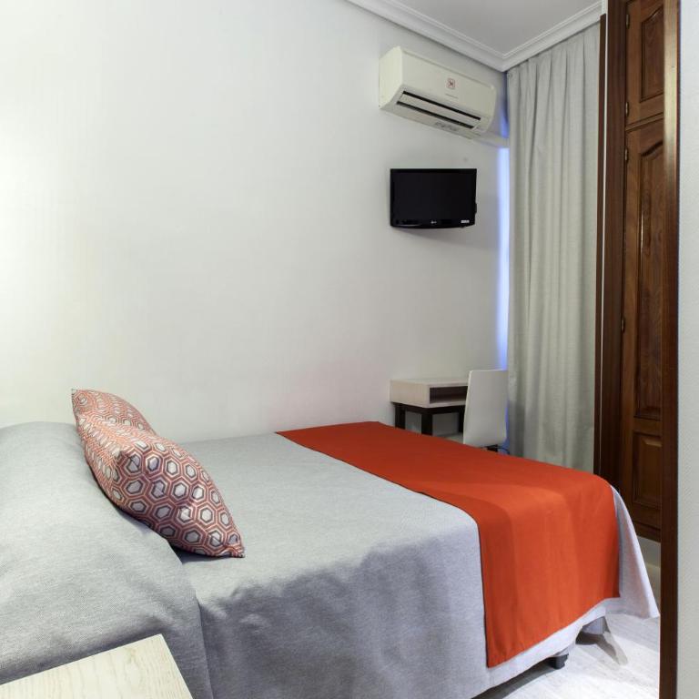 Hostal Castilla I Atocha - Habitación Doble - 6