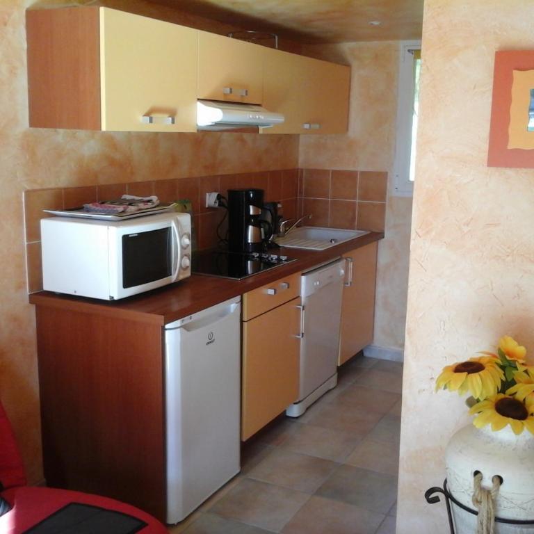 Mas des Lys - Studio (2 Adultes + 2 Enfants) - 2