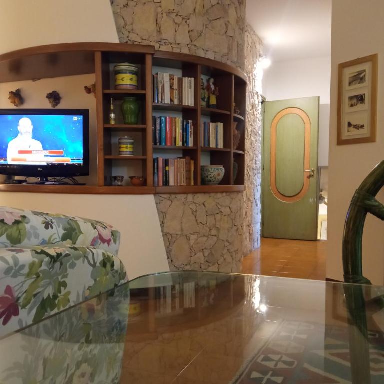 Mara's house, 10 minuti a piedi dal centro, parcheggio privato - Three-Bedroom Apartment - 12