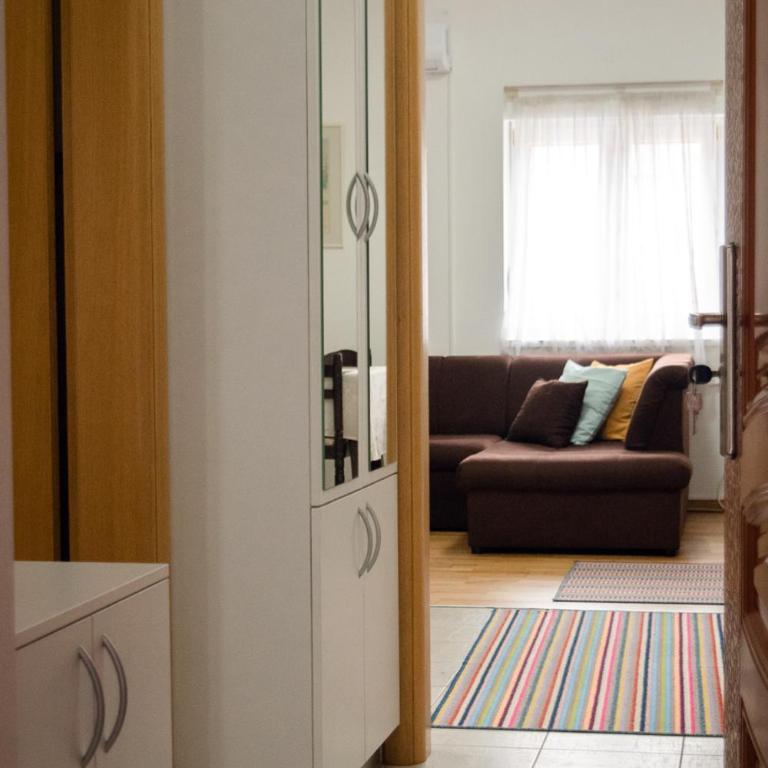 Apartment Abras - One-Bedroom Apartment - 3