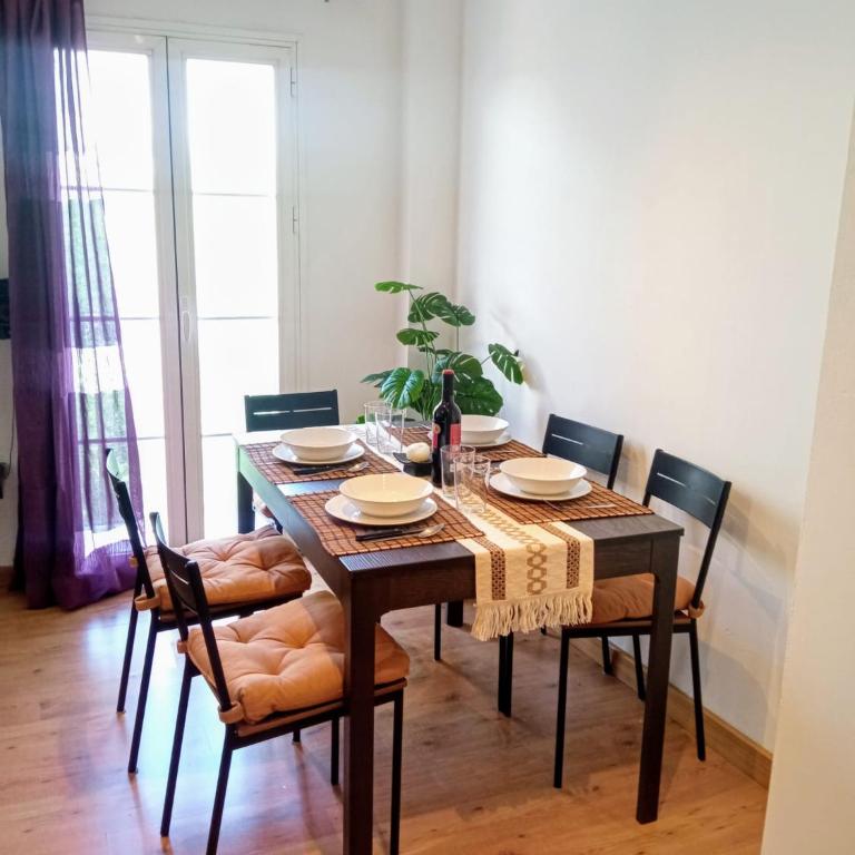 Duplex en Centro de Malaga, calle Nuño Gomez - Apartamento de 2 dormitorios - 40