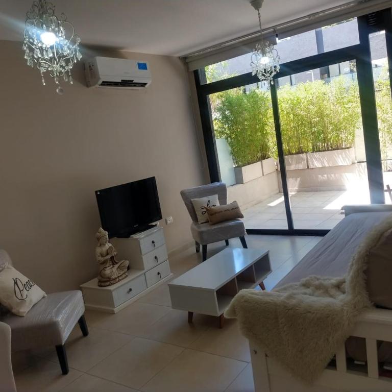 Zona residencial frente al lago! - Apartamento de 1 dormitorio - 8