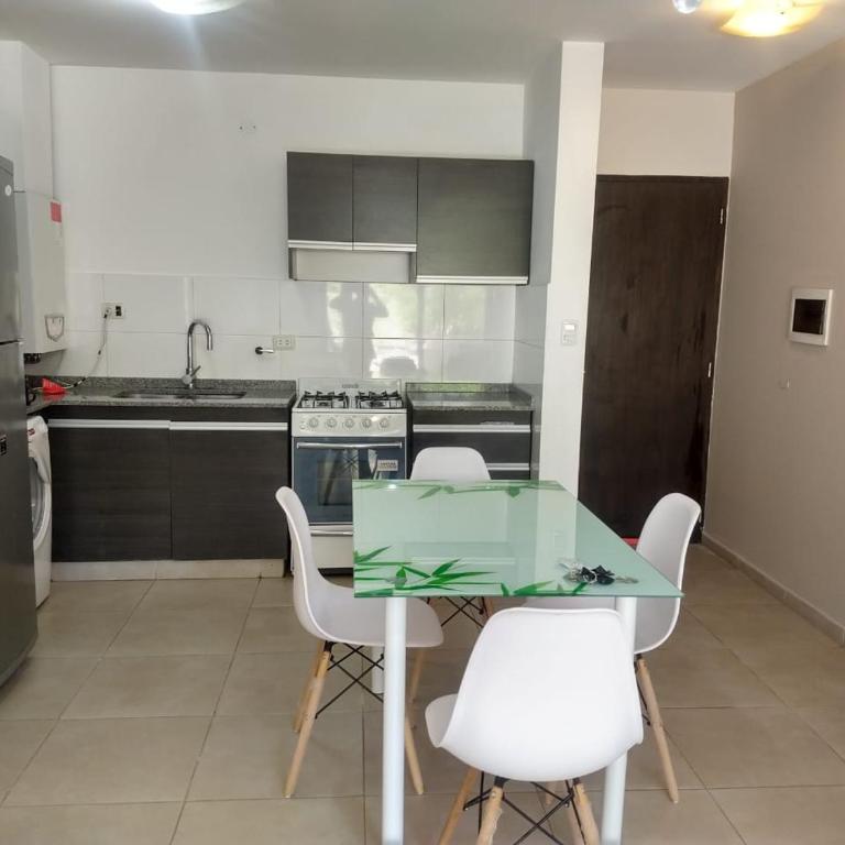 Zona residencial frente al lago! - Apartamento de 1 dormitorio - 22