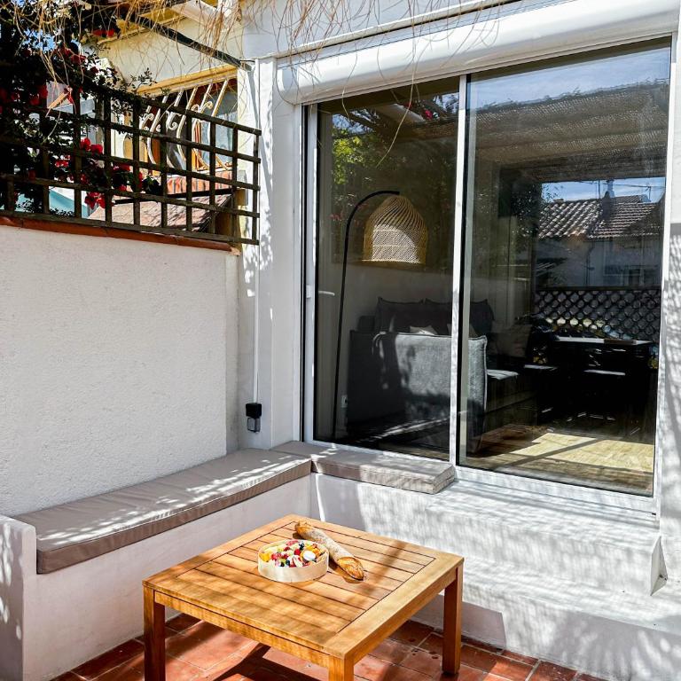 LA CASA SORRA - Two-Bedroom House - 3