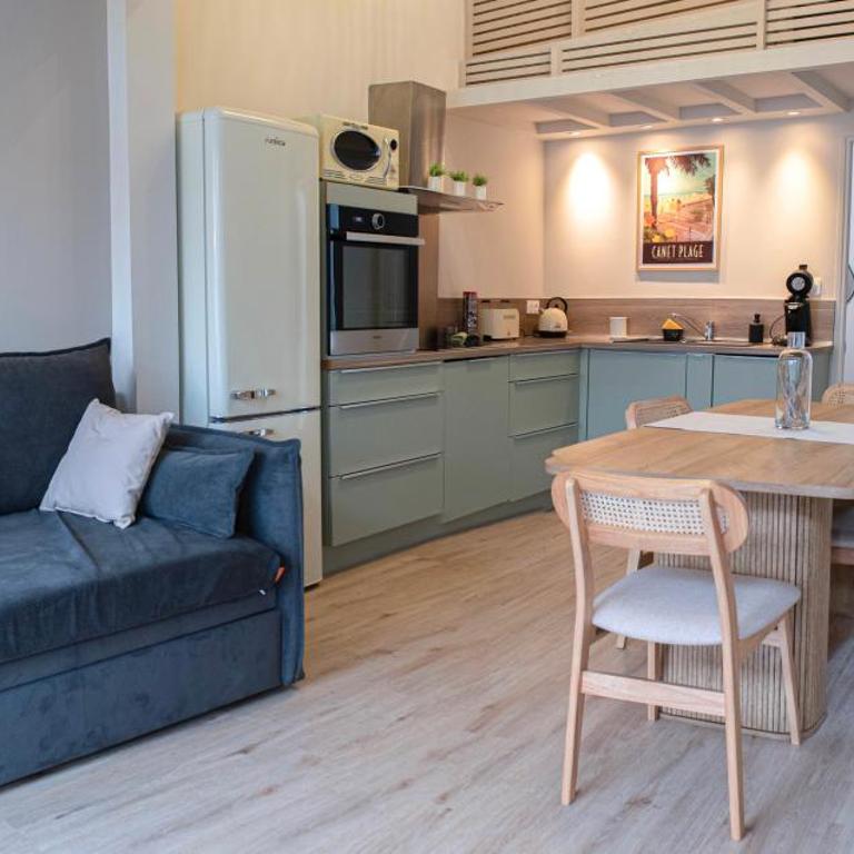 LA CASA SORRA - Two-Bedroom House - 7