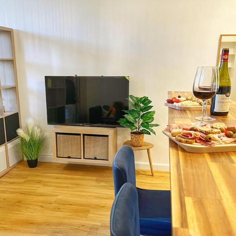 Agréable Studio refait à neuf, Centre historique - Appartamento con 1 Camera da Letto - 15