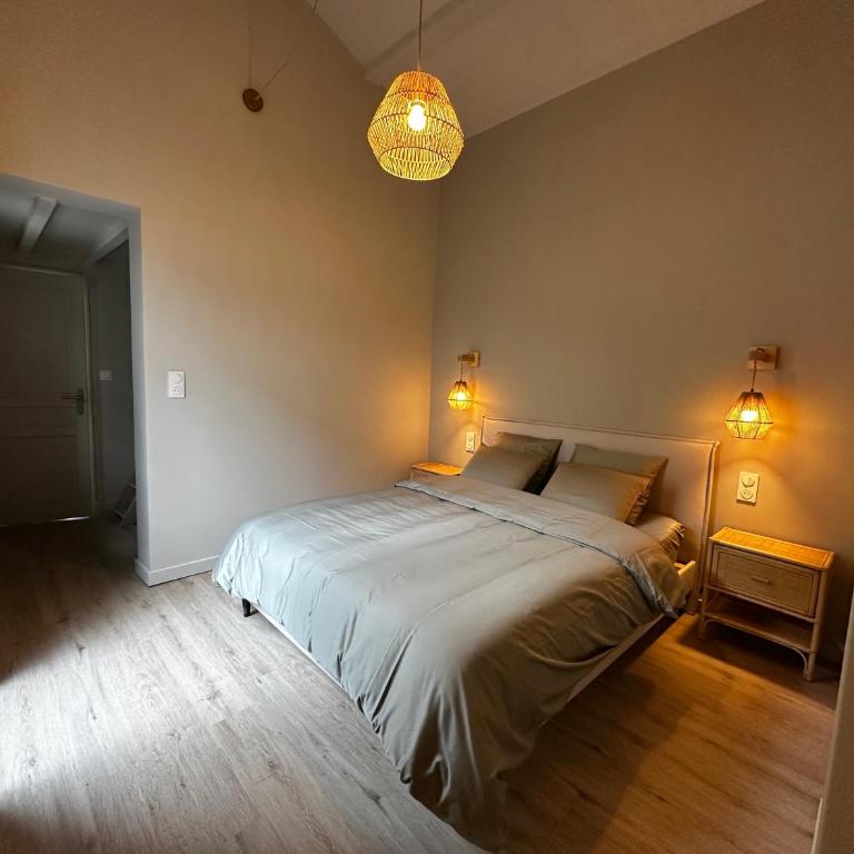 LA CASA SORRA - Two-Bedroom House - 16