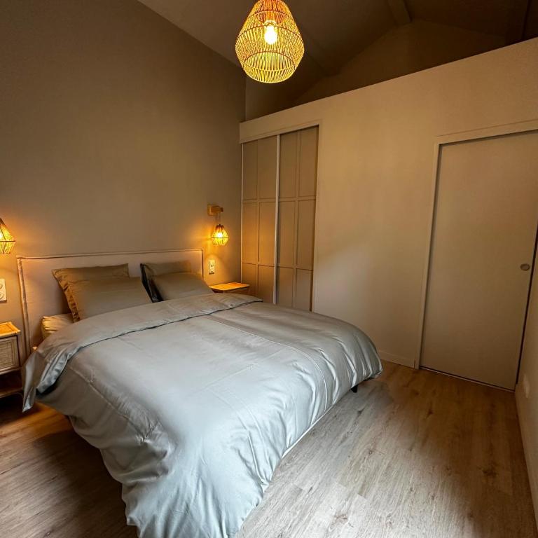 LA CASA SORRA - Two-Bedroom House - 15
