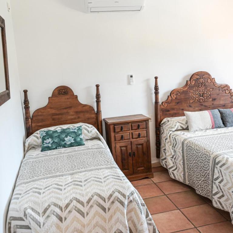 Amplia casa rural con precioso jardín cerca de Málaga capital. - Casa de 4 dormitorios - 18