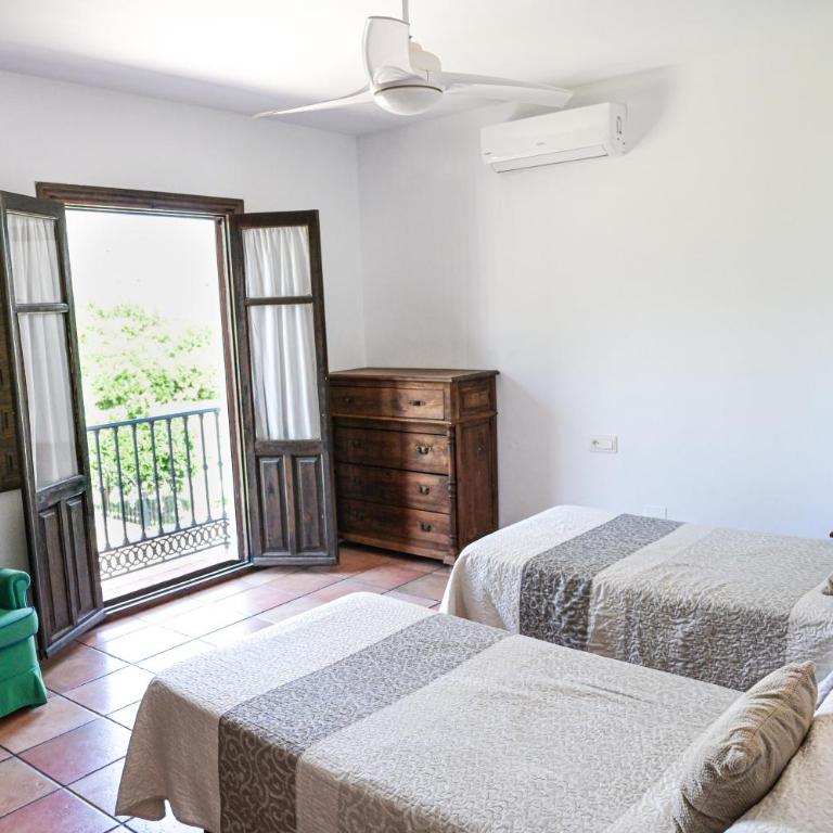 Amplia casa rural con precioso jardín cerca de Málaga capital. - Casa de 4 dormitorios - 19