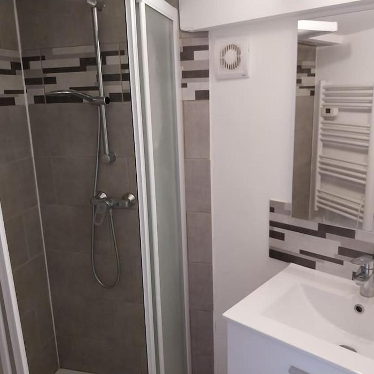 Appartement à 15mn des plages en voiture - Apartment mit 1 Schlafzimmer - 13