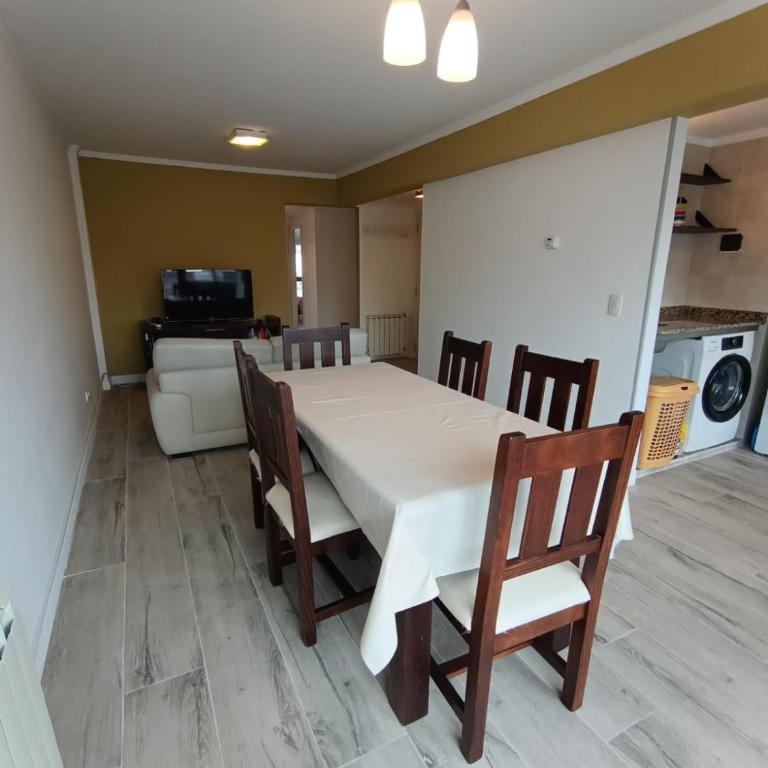 Escapada Perfecta !Moderno y Luminoso Departamento en Zona Chauvin para Alquiler Temporario - Apartamento Deluxe de 2 dormitorios - 4