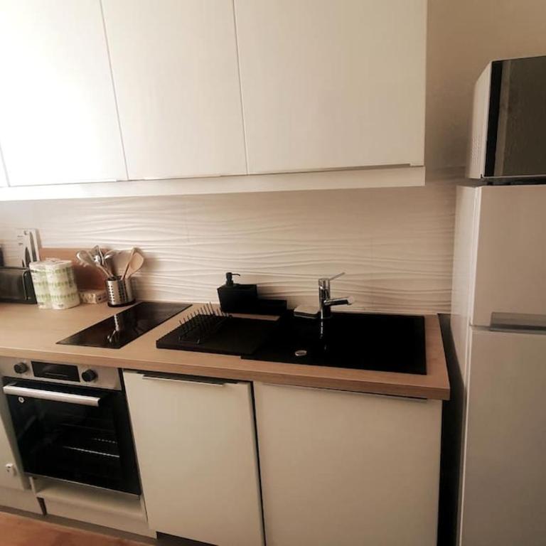 T2 moderne ,design, neuf, climatisé avec piscine - One-Bedroom Apartment - 12