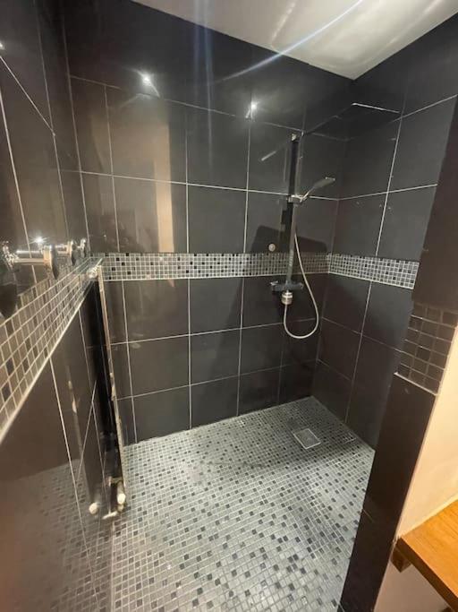 Villa à Biarritz avec Piscine et Jacuzzi au Calme - Villa - 24