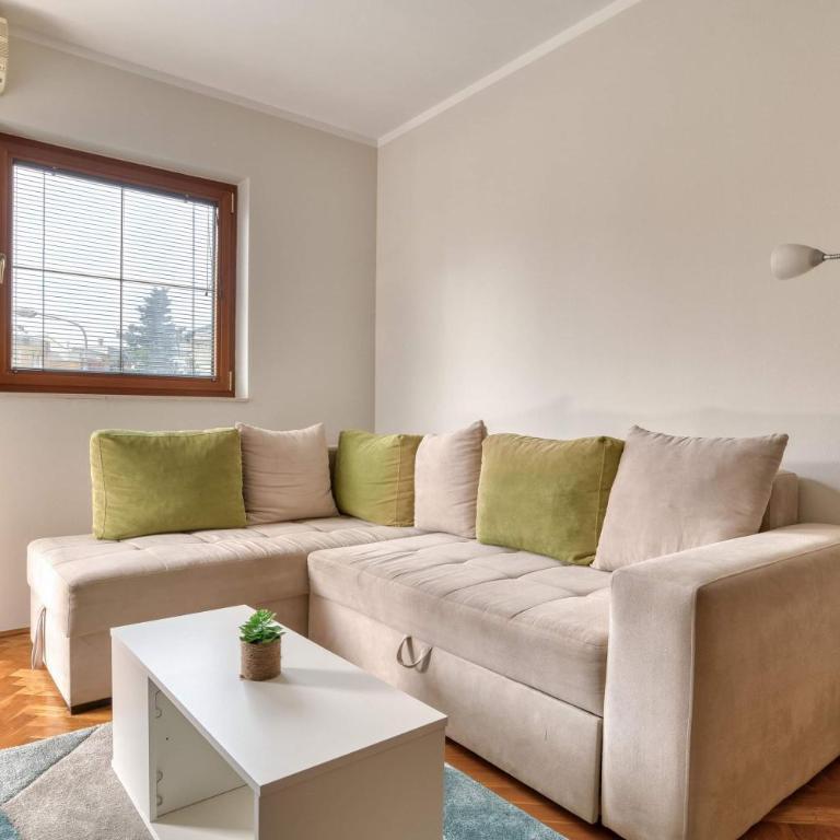 M Apartment Budva - One-Bedroom Apartment - 8