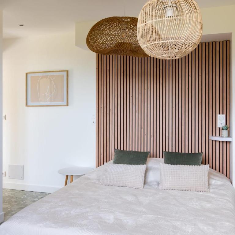 Les Pierres De La Massane - Vue sur les Albères - Appartement 1 Chambre avec Balcon « Le Neulós » - Vue sur Montagne - 17