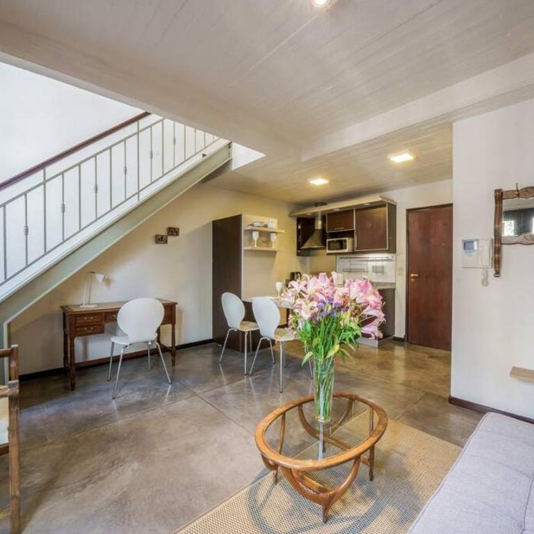 Beautiful loft with garden view with service - One-Bedroom Apartment - 10