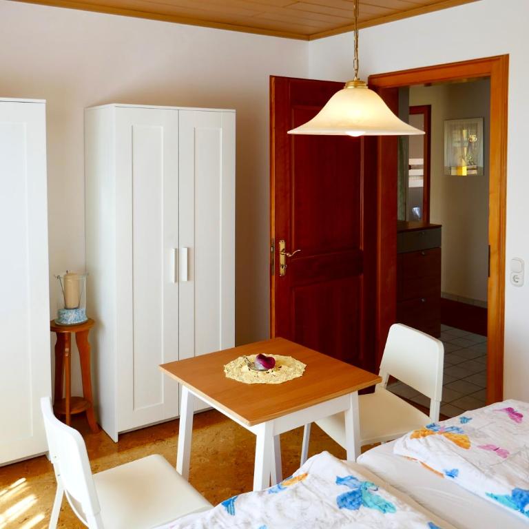 Ferienwohnung Uschis Sommergarten - Gartenidyll im Allgäu - Apartment mit Terrasse - 7