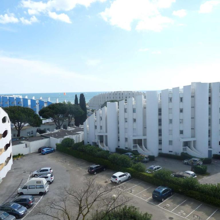Studio cabine ensoleillé proche plage avec parking privatif - FR-1-328-140 - Studio - 1