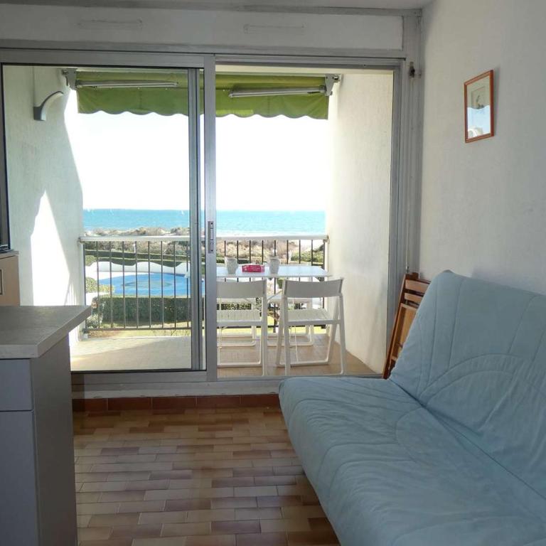 Studio cabine avec piscine, parking et climatisation en bord de mer - FR-1-328-165 - Studio - 6
