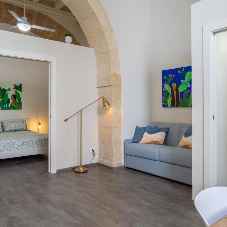 Historic building modern touches - Ortigia - Apartment - 17
