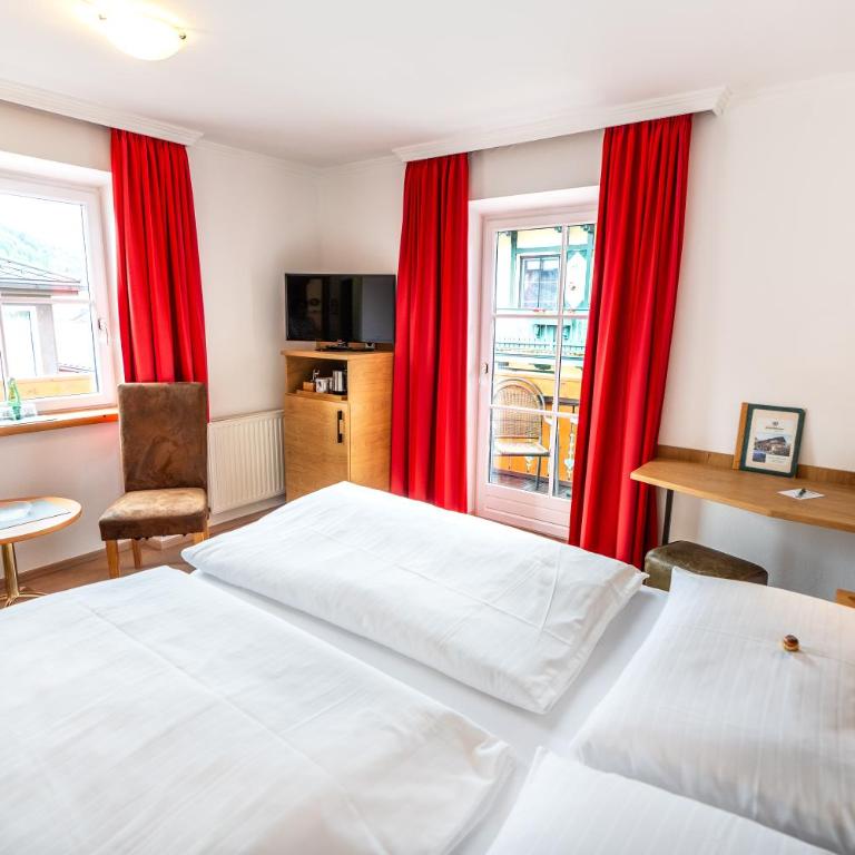 Hotel-Garni Schernthaner - Doppelzimmer mit Balkon - 12