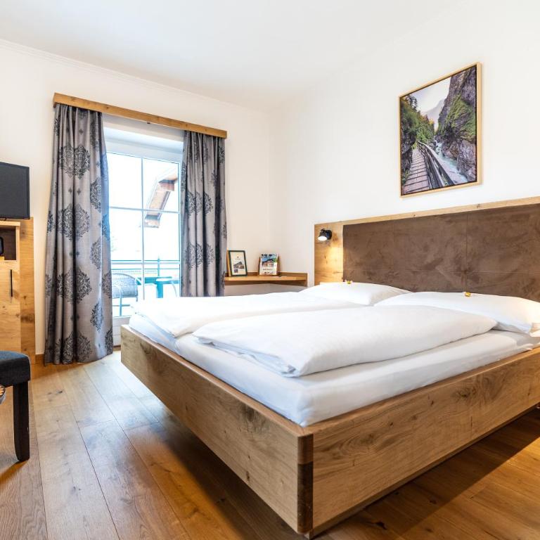 Hotel-Garni Schernthaner - Doppelzimmer mit Balkon - 4