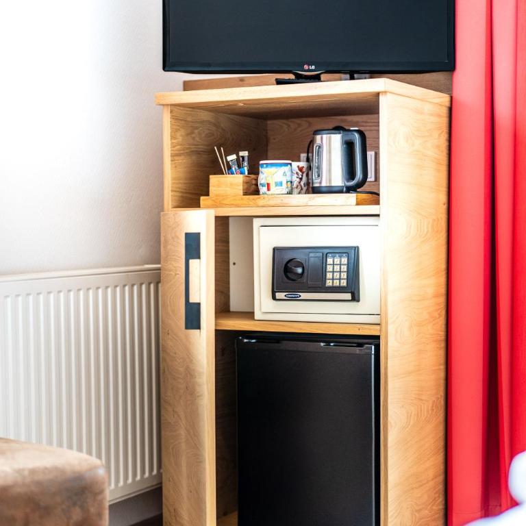 Hotel-Garni Schernthaner - Doppelzimmer mit Balkon - 11