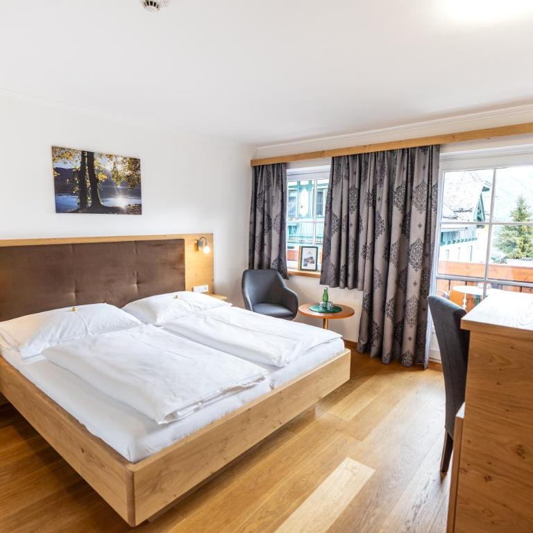 Hotel-Garni Schernthaner - Doppelzimmer mit Balkon - 1
