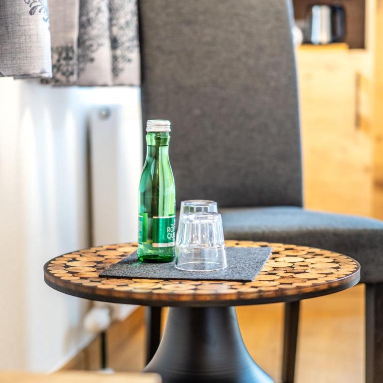 Hotel-Garni Schernthaner - Doppelzimmer mit Balkon - 19