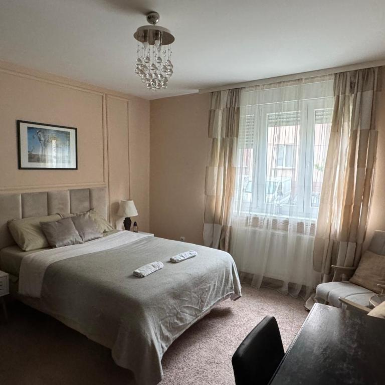 M2 Suite by Central Park - One-Bedroom Apartment - 22