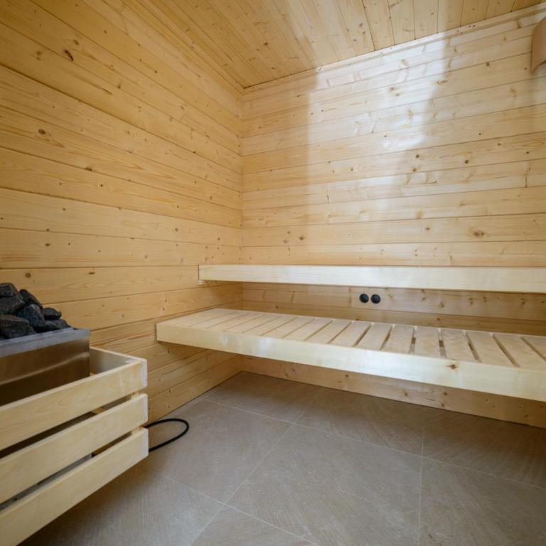 Villa Carevic with Indoor & Outdoor Pool - Vila - 56