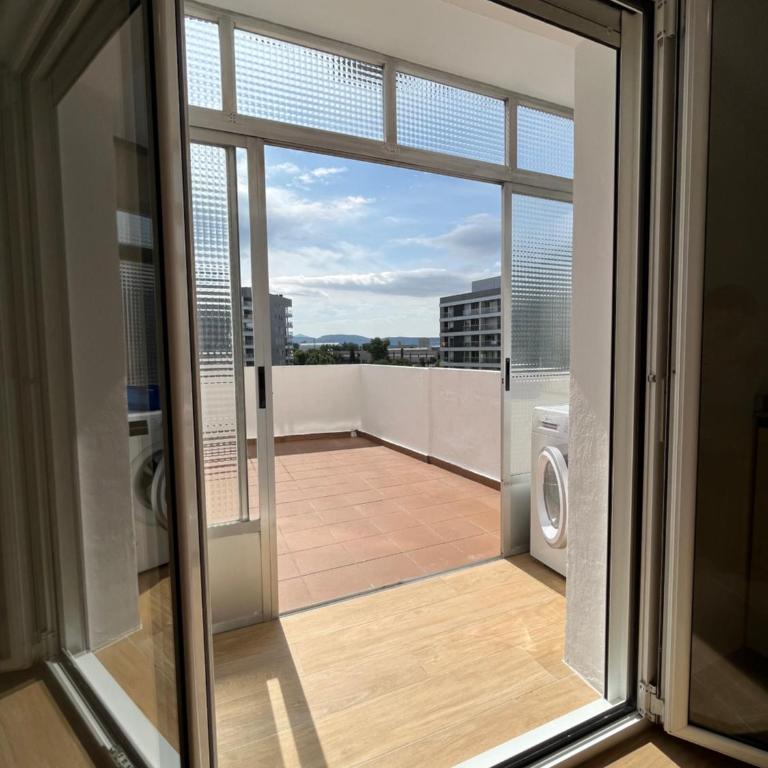 Apartamento Vacacional Pamplona - Three-Bedroom Apartment with View - 17