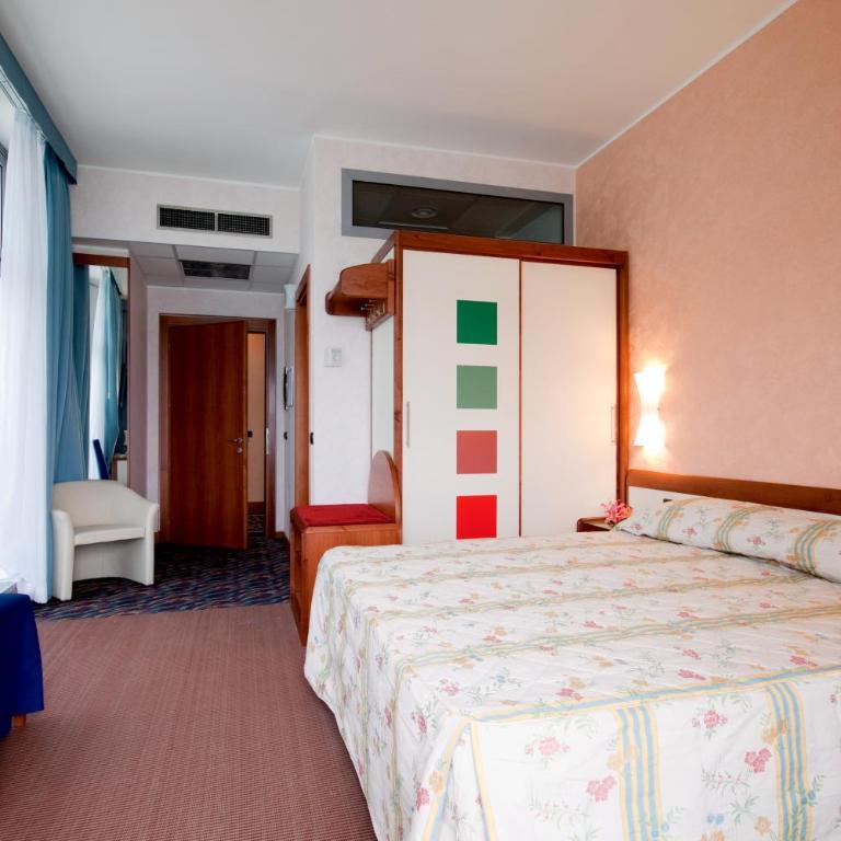 Hotel San Terenzo - Camera Matrimoniale con Vista Mare - 8