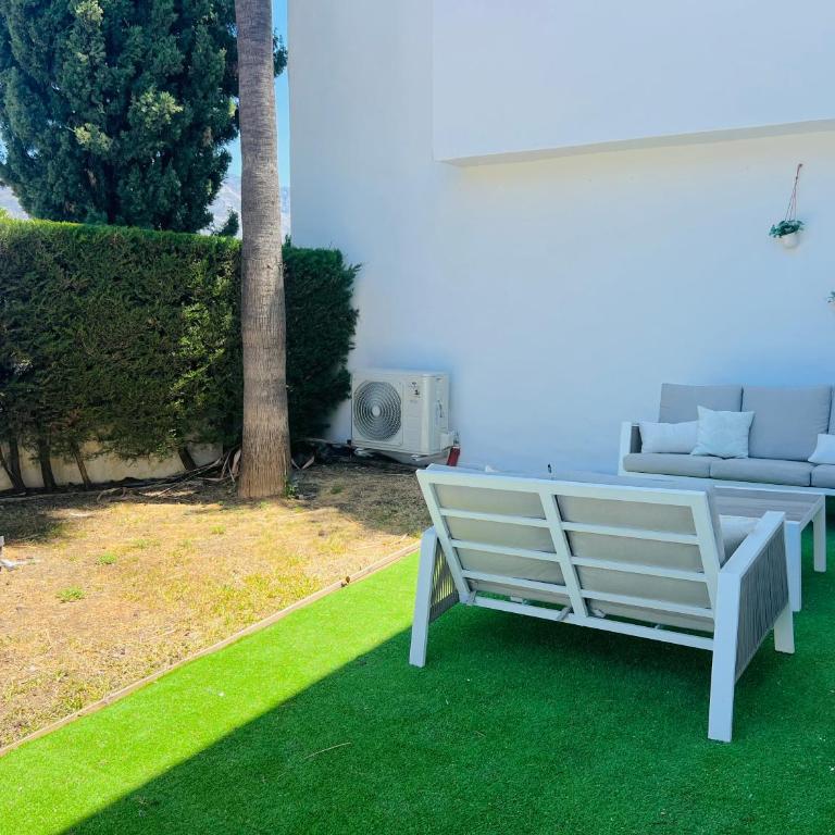 Impeccable large apartment with immense terrace and private garden overlooking the mountain, featuring 2 bedrooms and sleeping up to 4 guests located 100 meters from Plaza Maestranza - Two-Bedroom Apartment - 41