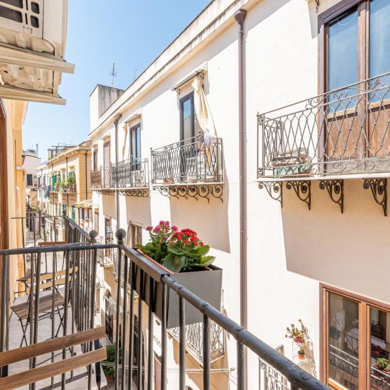 Venere - Alle Spalle del Teatro Massimo - Junior Suite con Balcone - 19