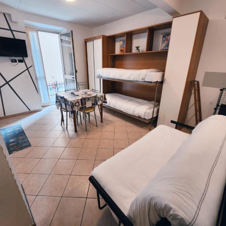Residence Corallo - Appartamento con 2 Camere da Letto - 8