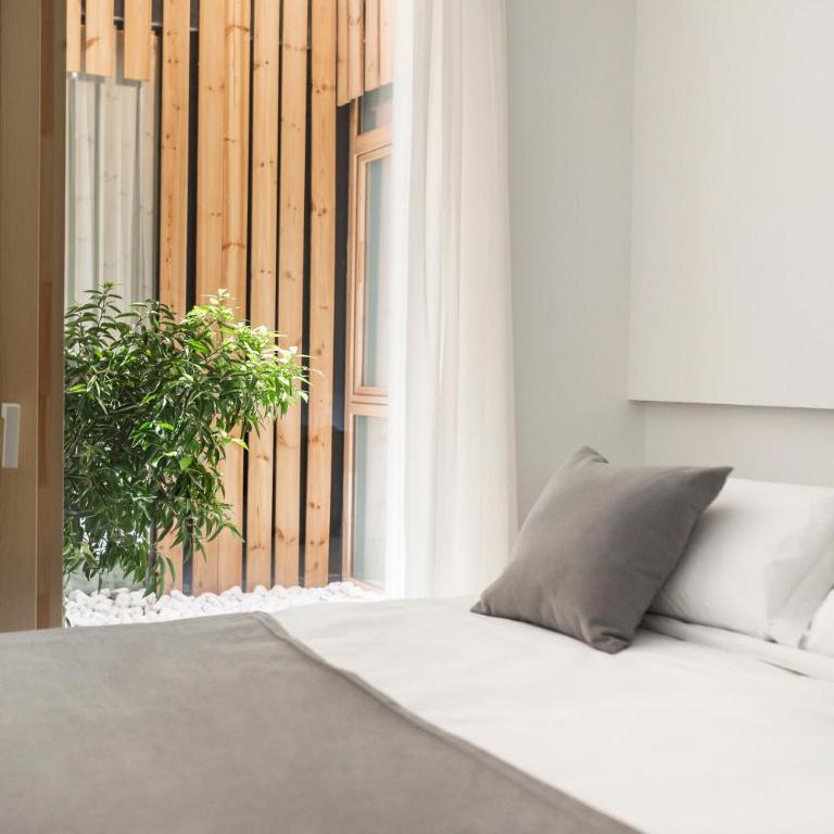 Apartamentos Maestro Sosa - Two-Bedroom Apartment - 17