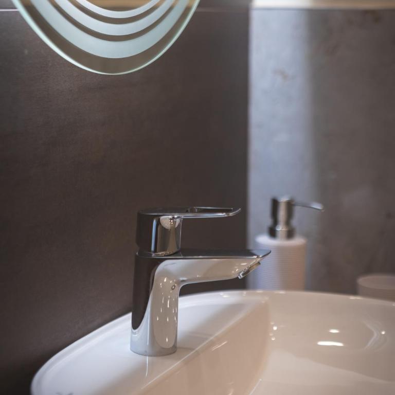 LivornoLuxuryStay - Superior Double Room - 7