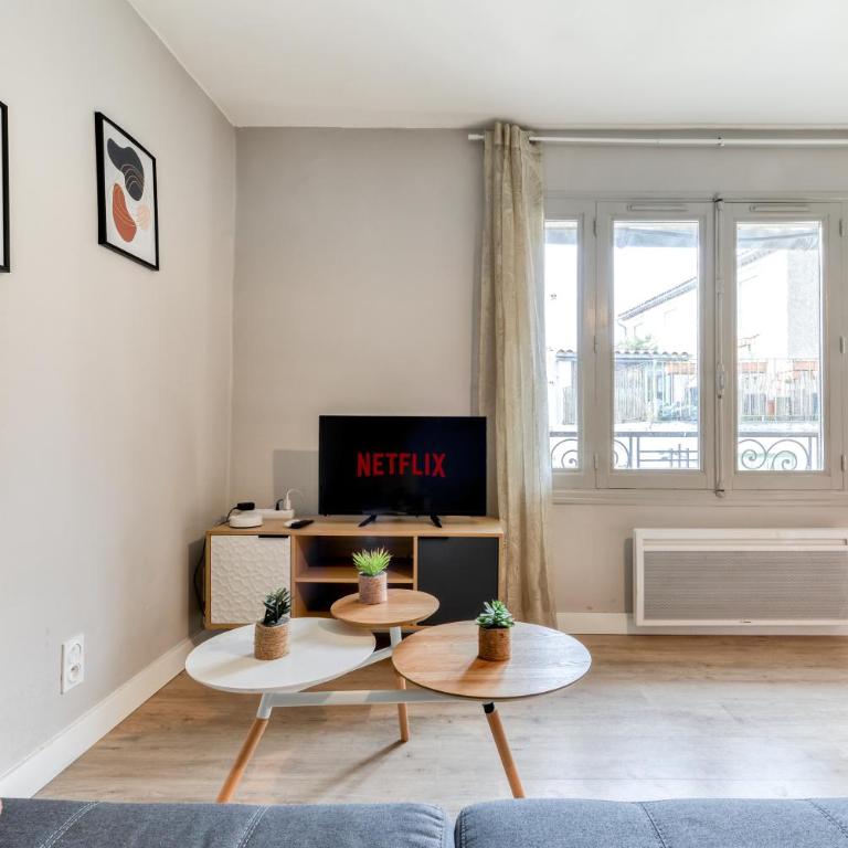 L'Émeraude de la Cité - Netflix - Clim - Proche Cité - Camera Matrimoniale Deluxe - 11