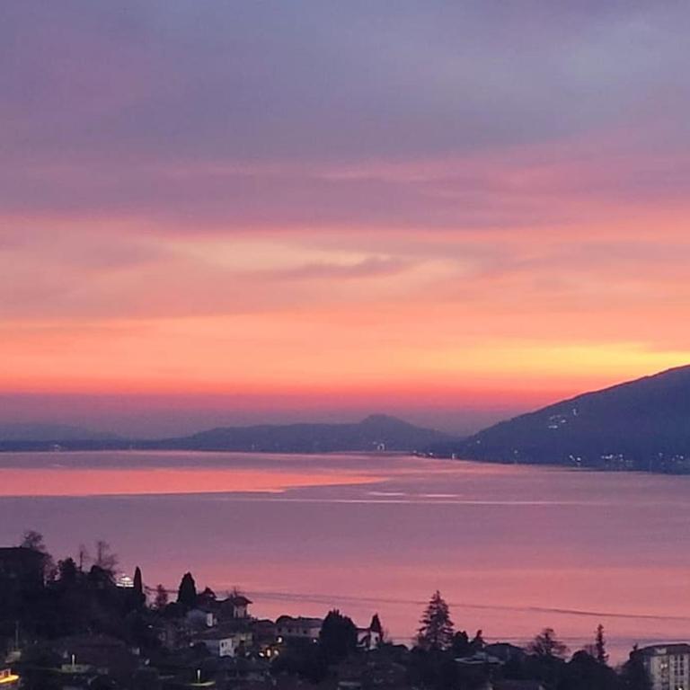 Overlooking Lago Maggiore - Appartamento con 2 Camere da Letto - 2