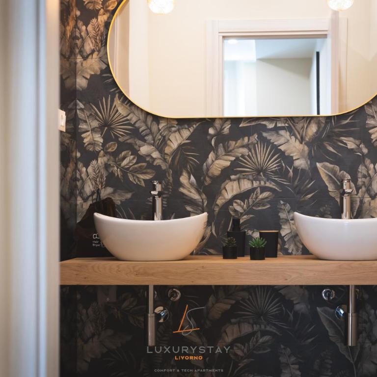 LivornoLuxuryStay - Luxury Quadruple Room - 5
