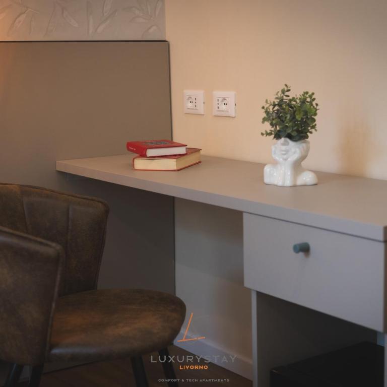 LivornoLuxuryStay - Deluxe Triple Room - 2
