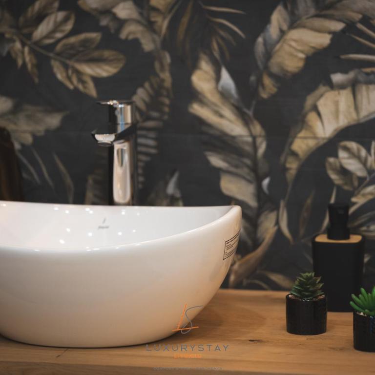 LivornoLuxuryStay - Luxury Quadruple Room - 11