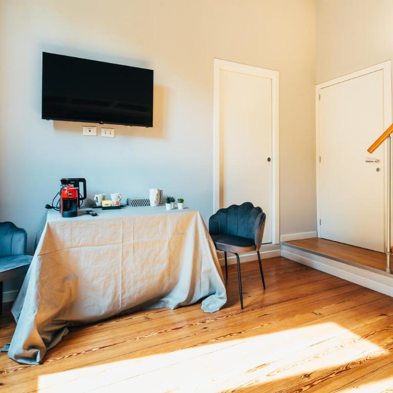 BOLOGNA SUITES - PRIVATE BATHROOM - Camera Familiare con Bagno Privato - 10