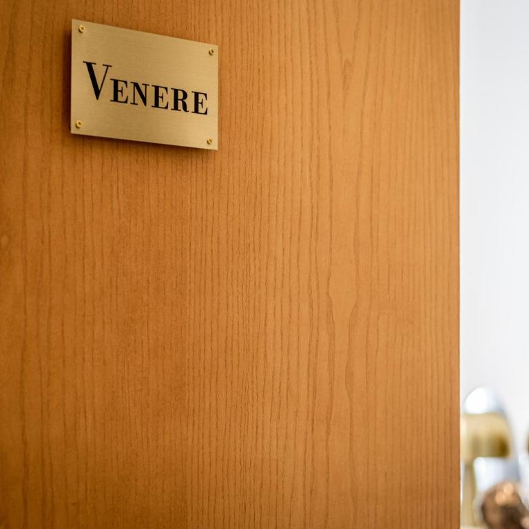 Venere - Alle Spalle del Teatro Massimo - Junior Suite con Balcone - 7