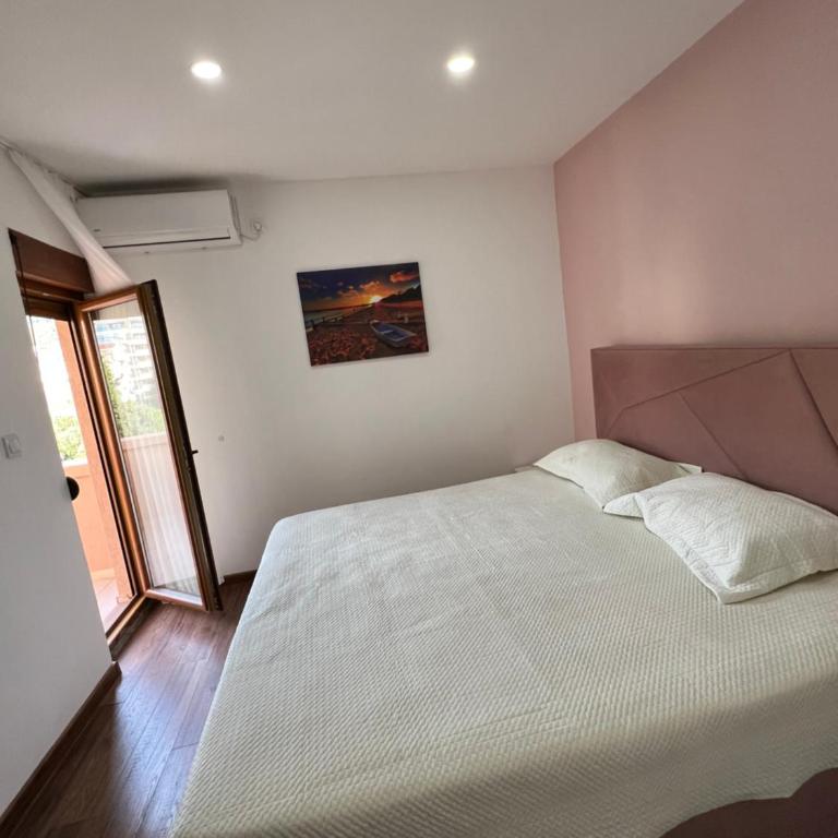 Agatom - Three-Bedroom Apartment - 9
