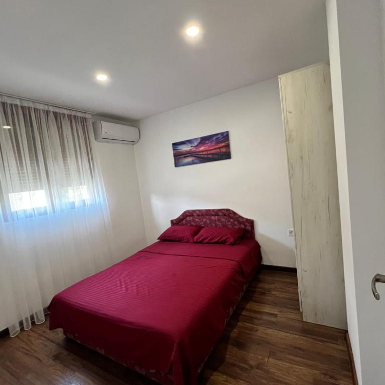 Agatom - Three-Bedroom Apartment - 13
